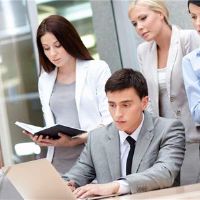 看到它被破坏了,这些星座深深敏感