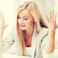 在工作场所,通常很容易被偏见。