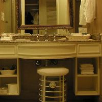 为什么厕所门不朝北?