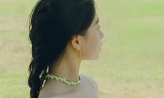 一个勇敢军人表白自己的心意,承诺将会在一辈子的时间里回报对方的爱情