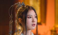 如何观察暧昧的两个人的行为细节,揭示其中暧昧的信号和迹象?