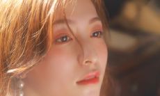 女朋友生气了怎么逗她开心 生气容易长皱纹